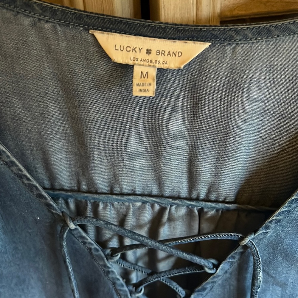 Lucky Brand sz M chambray perfect toss on dress